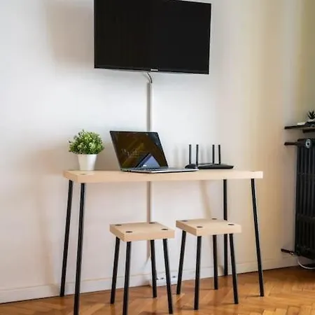 Quiet And Classic With Cismigiu Park View *