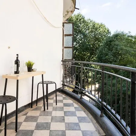 Quiet And Classic With Cismigiu Park View